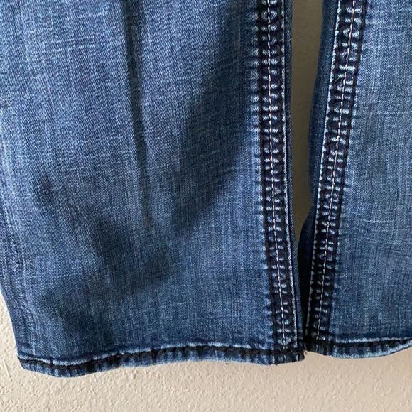 Rock Revival | Amy Boot - Picture 5 of 10